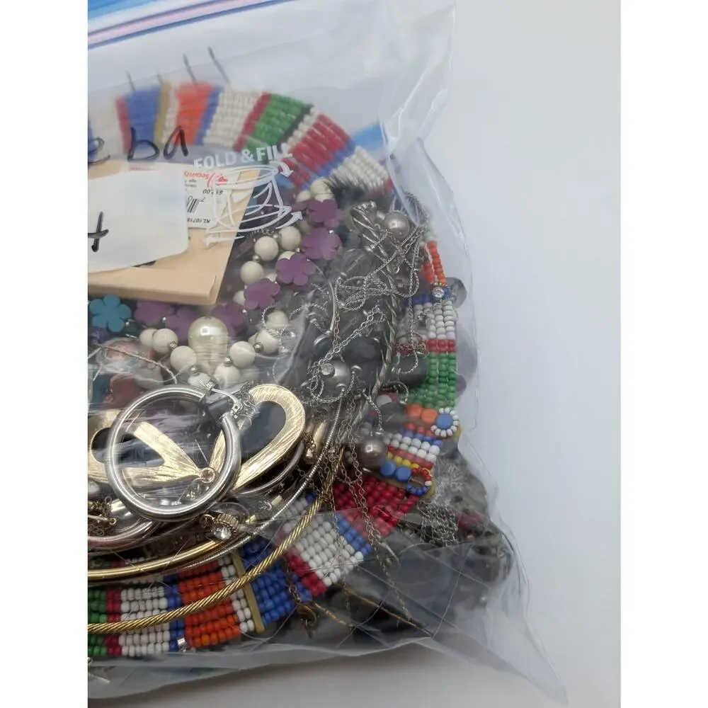 Jewelry Lot Reba Repurpose Bag Over 4 Pounds Beads & Possible Wearable Pieces - Picture 3 of 10